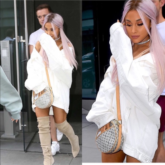 Louis Vuitton Handbags - ❤️Ariana grande circle  Louis Vuitton crossbody